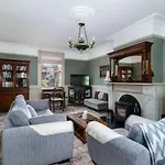 Riverdale House 4*