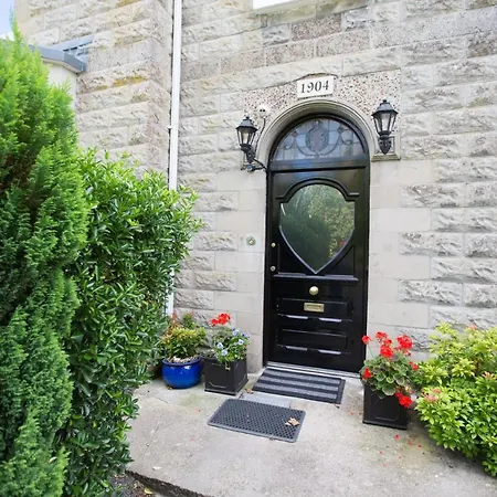 Riverdale House Bed and Breakfast