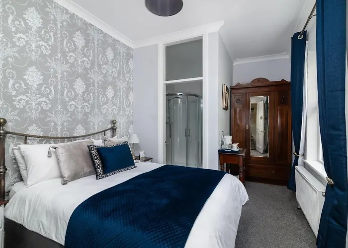 Bed & Breakfast Riverdale House 4*